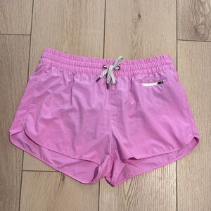 Vuori Clementine 2.5” shorts XL worn once